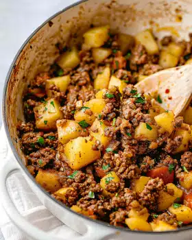 Rinderhackfleisch mit Kartoffeln