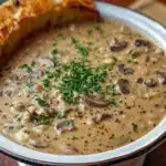 Cremige Champignon-Suppe