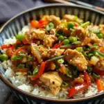 Schnelle Chinesische Hähnchenpfanne mit Reis: Ein Würziges Wok-Gericht