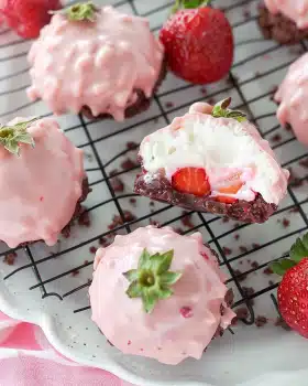 Foodtrend Erdbeer Joghurt Bites – Erfrischender Snack für heiße Tage