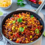 Vegane Mexikanische Reispfanne mit Bohnen & Mais